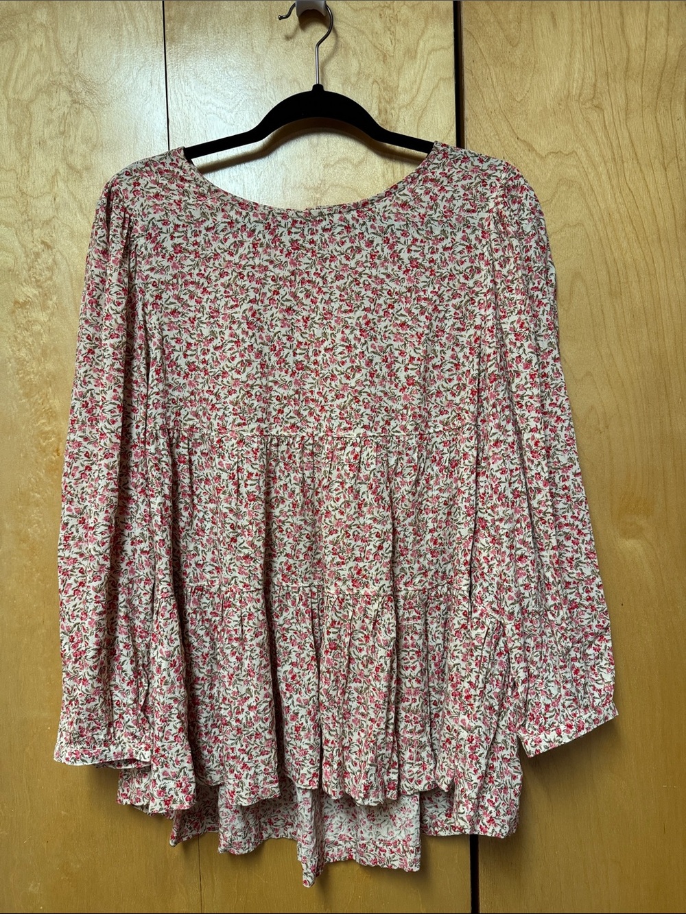 American Eagle peasant blouse